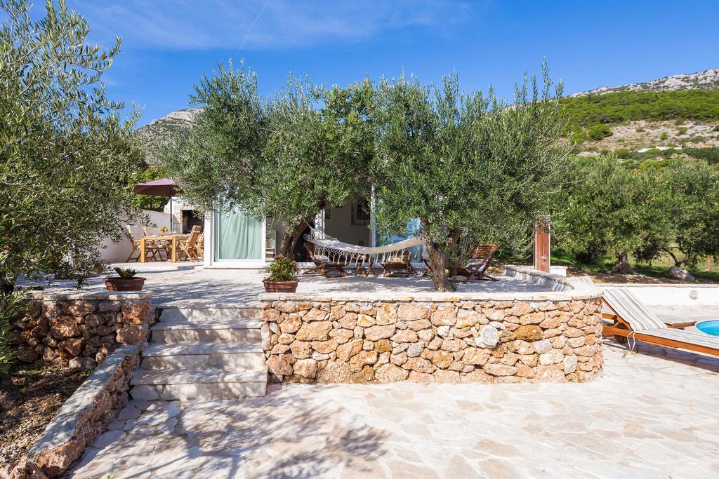 Holiday Home Zlatni San - Private Heated Pool Bol Camera foto